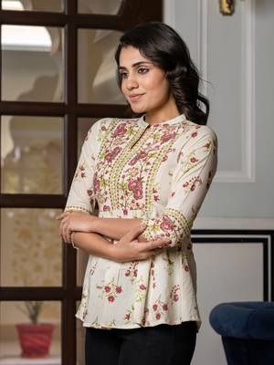 women brown and off white floral print top 3
