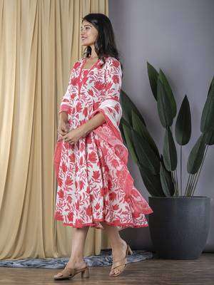 floral printed v-neck regular dress with dupatta 2