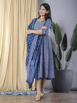printed gotta patti dress with  dupatta 5