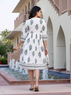 women grey and white floral print a-line dresses 3