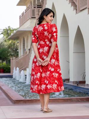 women red floral print fit & flare dresses 3