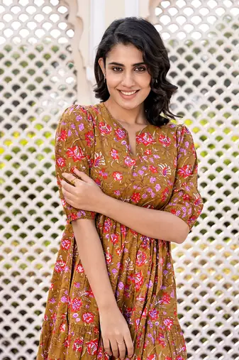 women brown floral print frock dress dresses