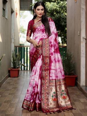 Pink Shibori Pattern art Silk Saree 4