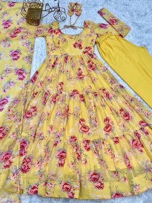 Fox Georgette Floral Print Fabric Fully Flair Anarkali Kurti, With Duppta And Pent 5