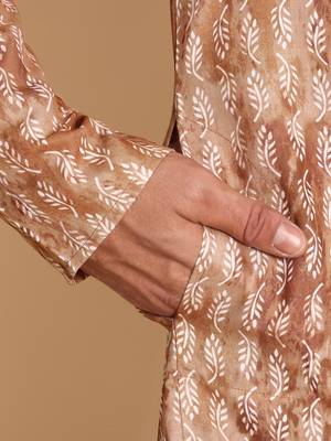 Quatrefoil digital print knee length kurta mandarin collar mandarin collar cream small 4