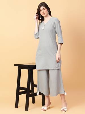 grey cotton khatha & hand work co-ord set (set of 2) 1