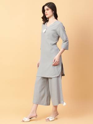 grey cotton khatha & hand work co-ord set (set of 2) 2