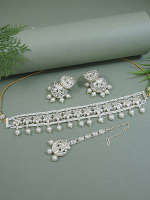 I jewels gold plated traditional kundan & pearl bridal choker necklace jewellery set 1