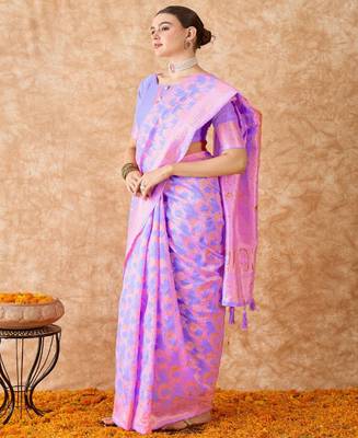 Lilac saree with pink floral prints & zari border 1