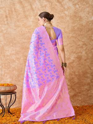 Lilac saree with pink floral prints & zari border 2