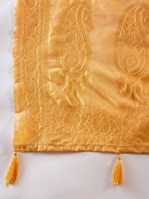 Mango saree with light motifs & zari border 5
