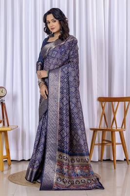 Blue bandhni design zari woven silk bnarasi saree with blouse 3