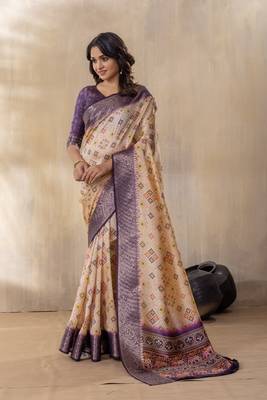 Beige and purple zari woven silk bnarasi saree with blouse 1