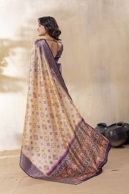 Beige and purple zari woven silk bnarasi saree with blouse 2