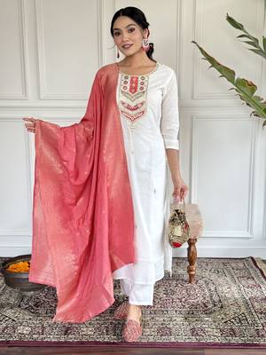 Embroidered Viscose blend Straight Kurta, Pant and Dupatta Set 1