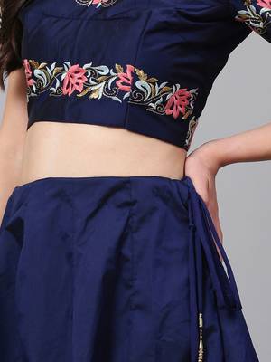Magnetic Navy Blue Sequins Tapeta Silk Wedding Wear Lehenga Choli 4