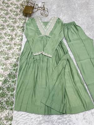 Soft Heavy Romansilk Chanderi Fabric Nyra Cut Kurta With Dupatta, Pent 6