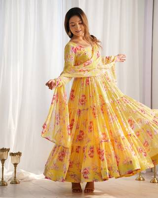 Fox Georgette Floral Print Fabric Fully Flair Anarkali Kurti, With Duppta And Pent 4