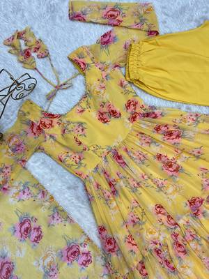 Fox Georgette Floral Print Fabric Fully Flair Anarkali Kurti, With Duppta And Pent 8