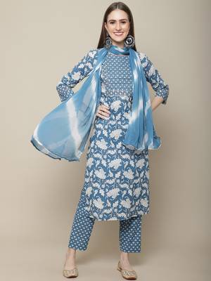 Blue embroidered cotton round neck kurta sets 1