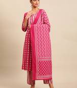 Pink printed cotton round neck kurta sets