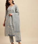 Grey embroidered cotton round neck kurta sets