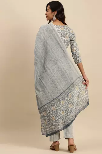 Grey embroidered cotton round neck kurta sets
