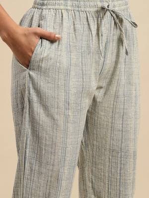 Grey embroidered cotton round neck kurta sets 4