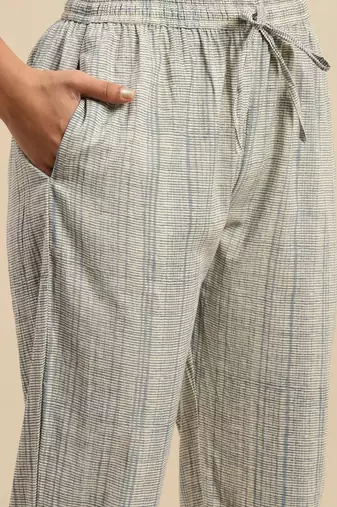 Grey embroidered cotton round neck kurta sets