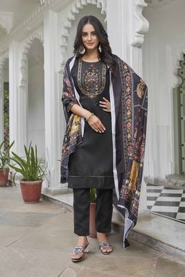 Leeza store women's magic cotton solid straight kurta with pant 3