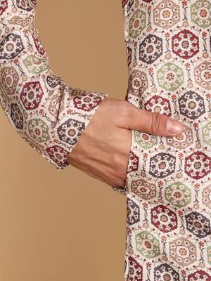 Moroccan damask digital print knee length kurta mandarin collar mandarin collar maroon small 4