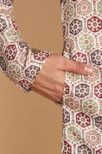 Moroccan damask digital print knee length kurta mandarin collar mandarin collar maroon small