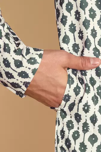 Persian faded deco digital print knee length kurta mandarin collar mandarin collar white small