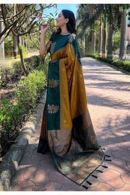 Forest green & mustard zari woven saree 3