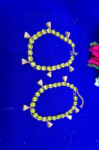 Size 11 inch adjustable brass light green stone stud anklet