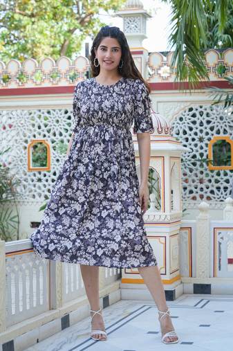 women's floral printed gathered smoking dress (black)