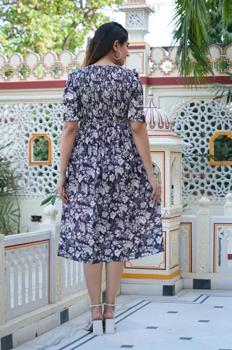 women's floral printed gathered smoking dress (black)