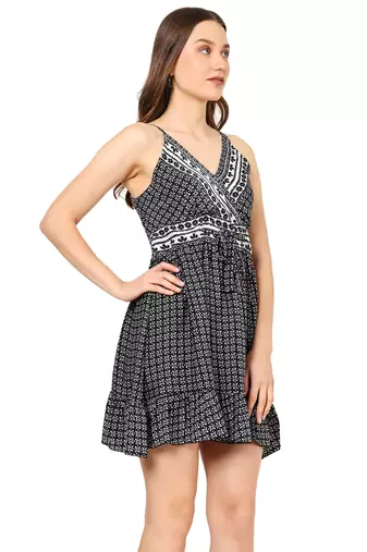 women's black floral short dress(black)