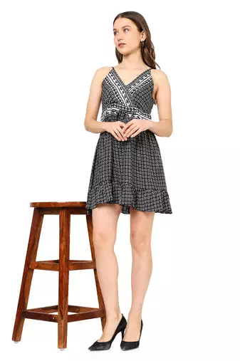 women's black floral short dress(black)