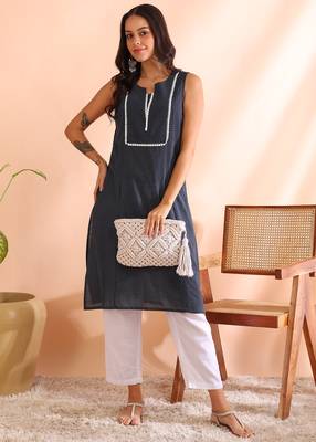  women's cotton crambric knee length kantha work  sleeveless notch neck regular fitted short kurti 1