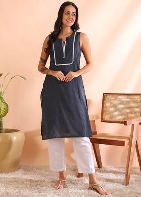 women's cotton crambric knee length kantha work  sleeveless notch neck regular fitted short kurti 2