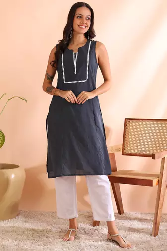  women's cotton crambric knee length kantha work  sleeveless notch neck regular fitted short kurti