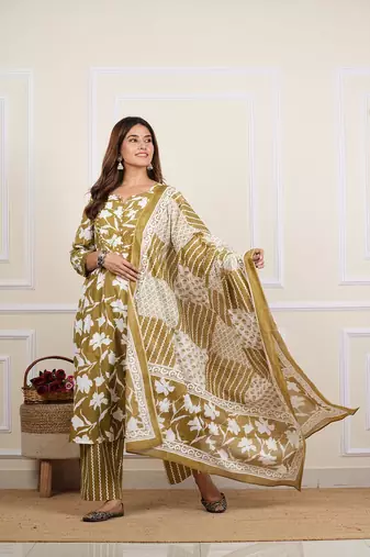  women's cotton floral print mirror work anarkali with pant and dupatta (green)
