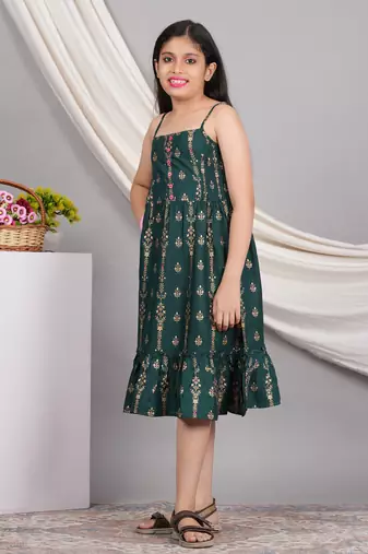  kids floral printed sleeveless smoking gathered dress (green)