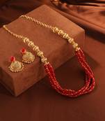 Elegant multilayer necklace with coral beads