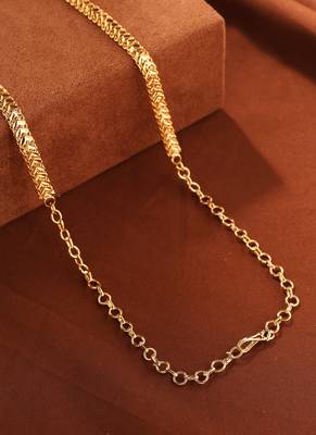 Gold chain necklace set with pink stone pendant 4