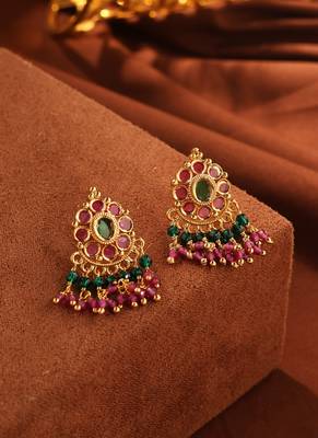 Gold chain necklace set with pink stone pendant 5