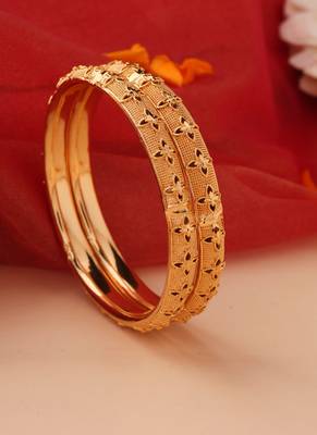 Set of 2 Gold Bangles with Floral Engravings 3