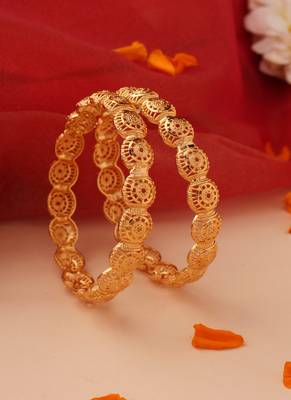Set of 2 Gold Bangles with Hollow Cutwork Design 2