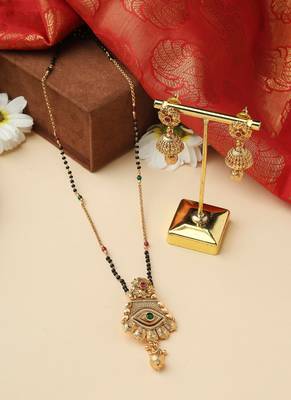 Mangalsutra with Gold Pendant and Eye Motif 1